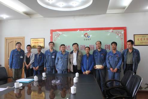 青海物產(chǎn)集團(tuán)黨委開展慶祝建黨95周年，走訪慰問